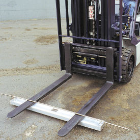 Master Magnetics Hang Type Magnetic Sweeper, 96"W