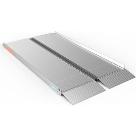 SUITCASE Singlefold Ramp - 5'L x 29-1/2"W - 800 Lb. Capacity