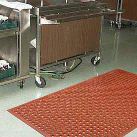T18 Superflow Anti Fatigue Drainage Mat 5/8" Thick 3' x 5' Red