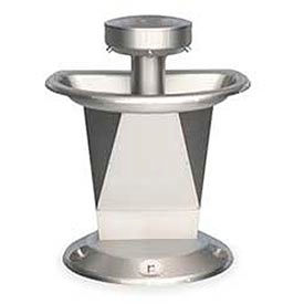 Wash Fountain, Semi-Circular, Off-line Vent, 3 Person