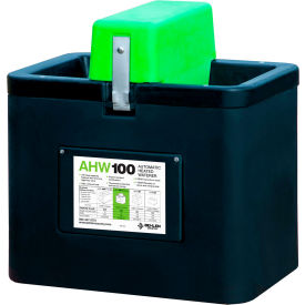 Extreme Weather Electric Waterer with Heat, Black/Green