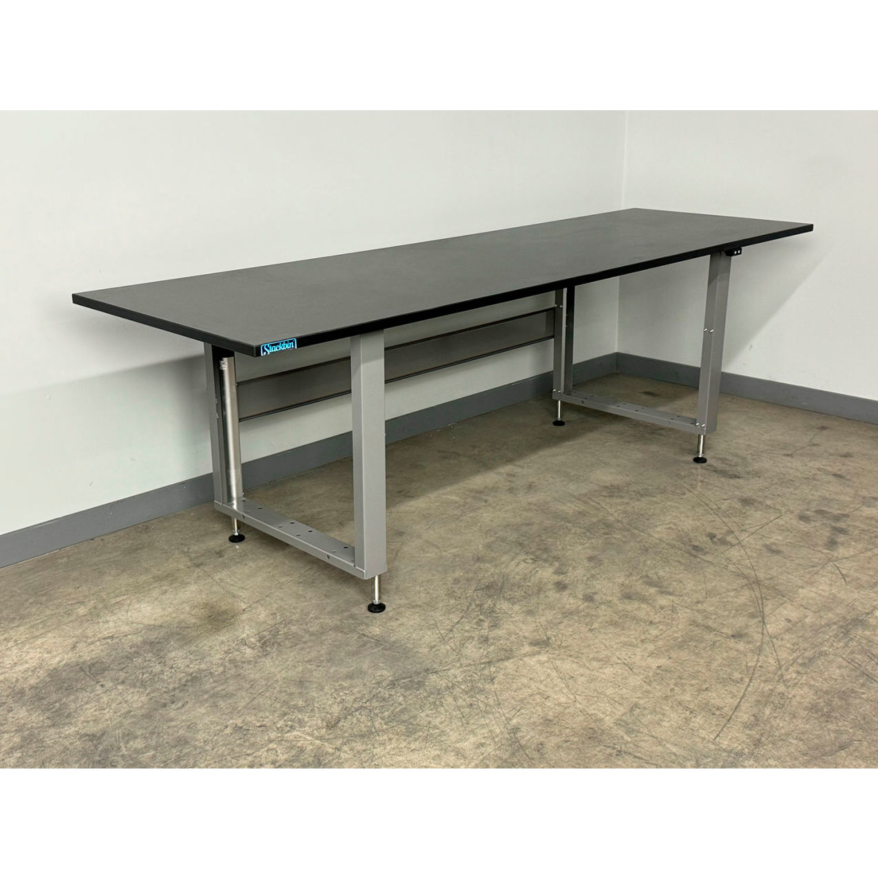 4000 Electric Hydro Lift Adj. Height Workbench, 96 x 36", Phenolic Beveled Edge, Gray