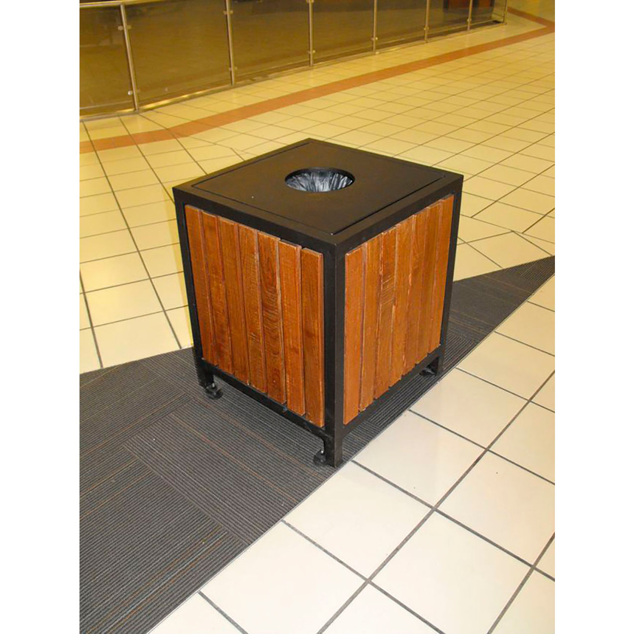 Regency Litter Receptacle, Steel Frame, Pau Lope Slats Lid, 20 Gallon