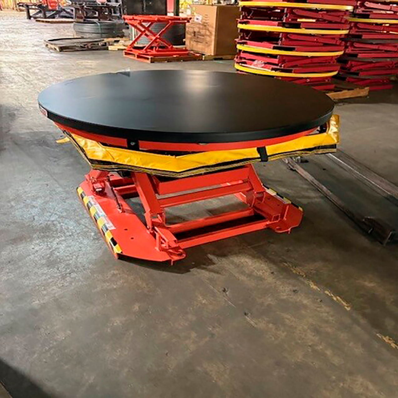 P3-AA Pallet Positioner with Solid Cover & Bellows