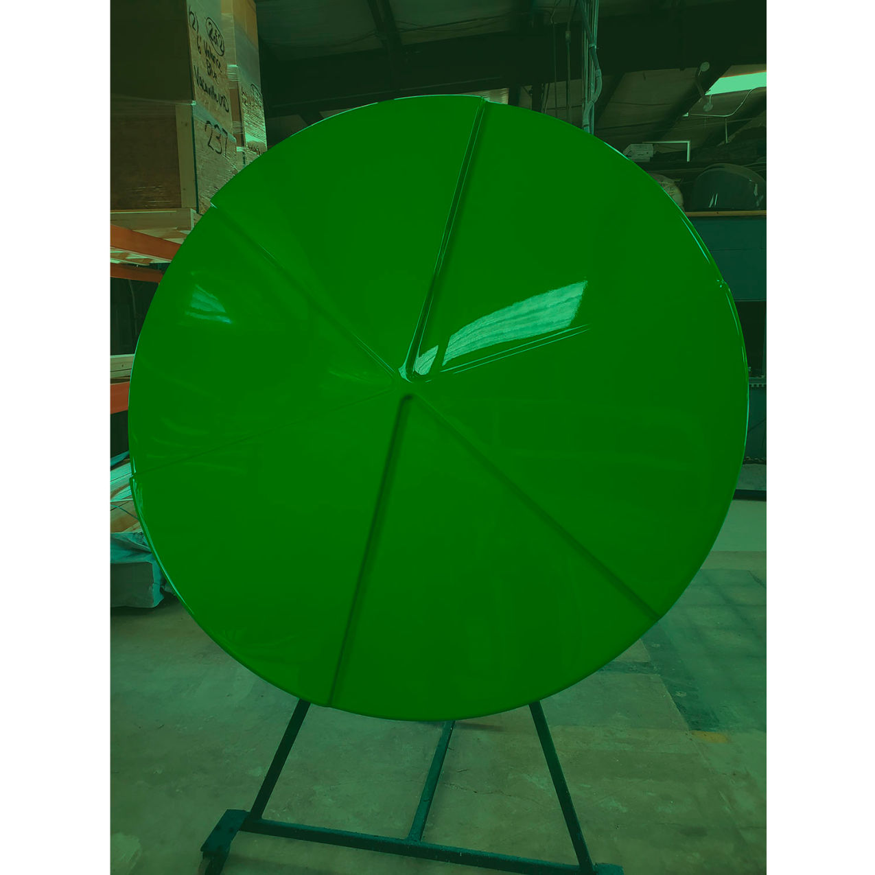 Round Pinwheel 6' Fiberglass Umbrella, 8' Pole, Green