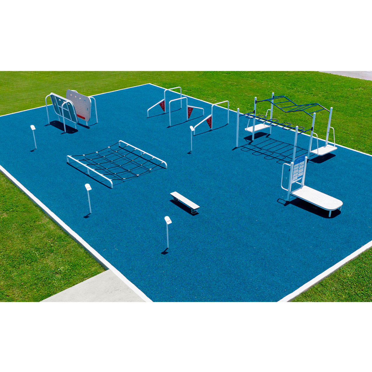 Inground Mounted Action Zone Course, White
