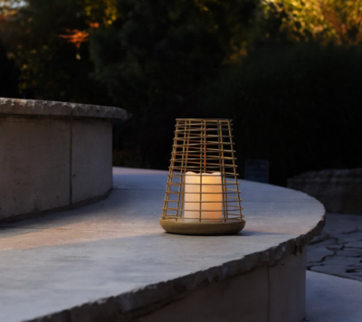 SLR Bamboo Light