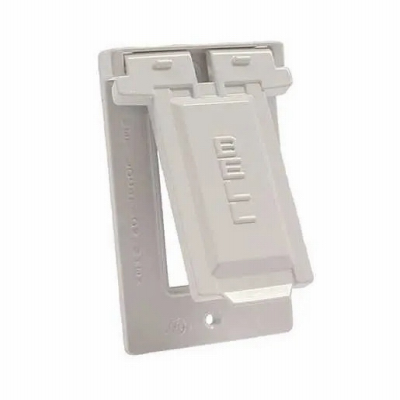 1G WHT Vert GFCI Cover