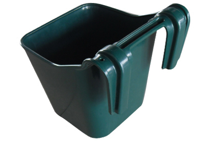 MR 12QT GRN Feed Bucket