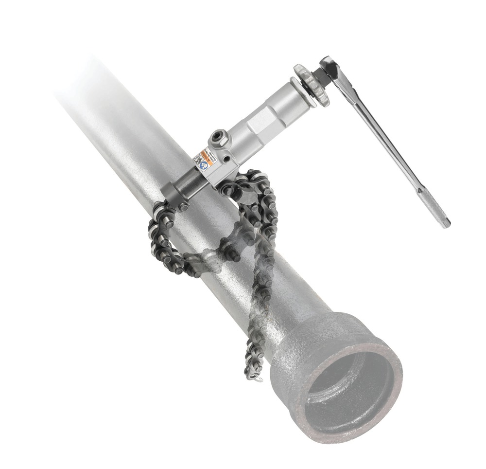 Ergonomic 18" Steel Soil Pipe Cutter with Ratcheting Action, Cuts 1.5" to 8" Cast Iron Pipes