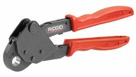 1/2" Close Quarter PEX Crimp Tool - Precision Design for Efficient Pipe Connections