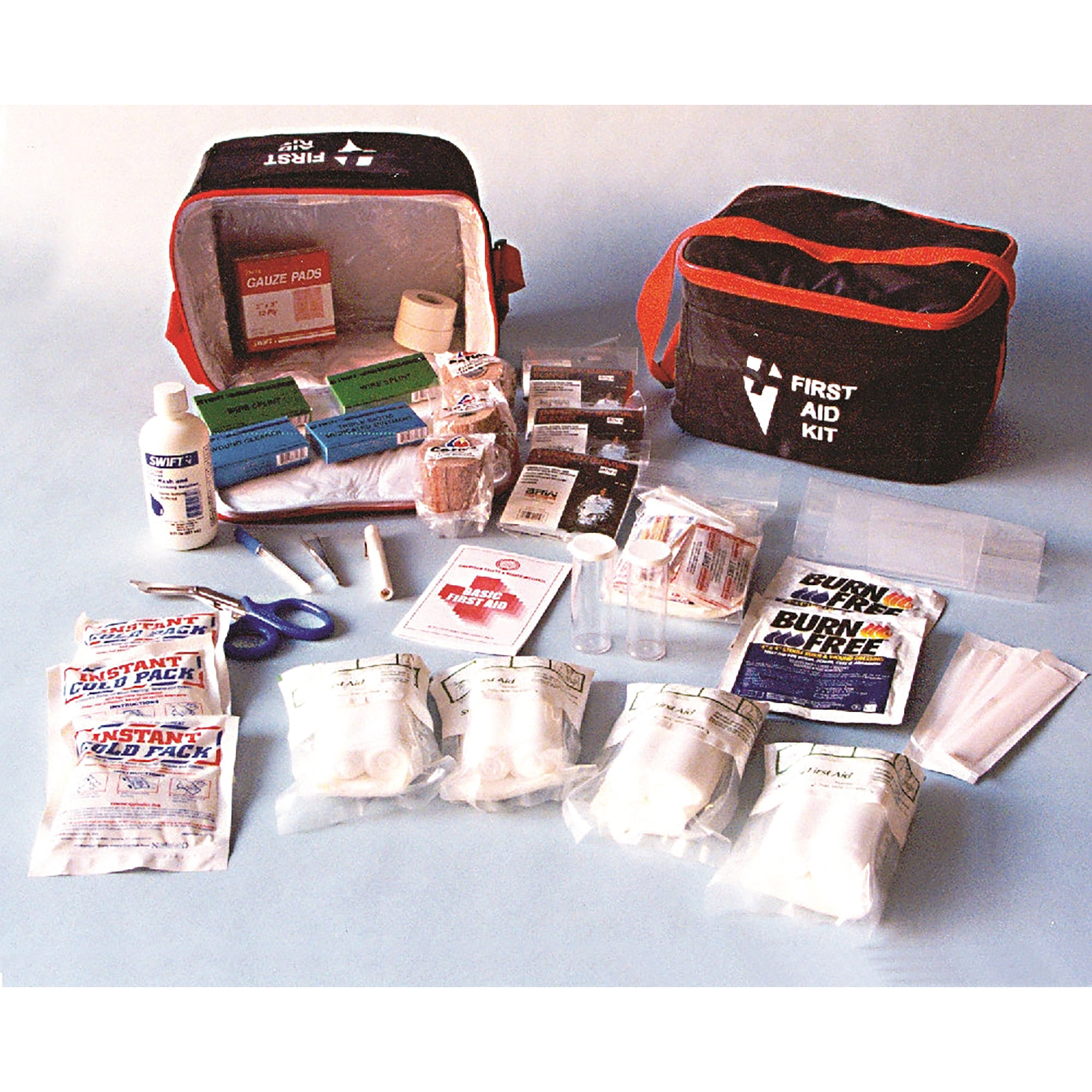 Kit, First Aid, 8 Person, Zippered Bag - Each